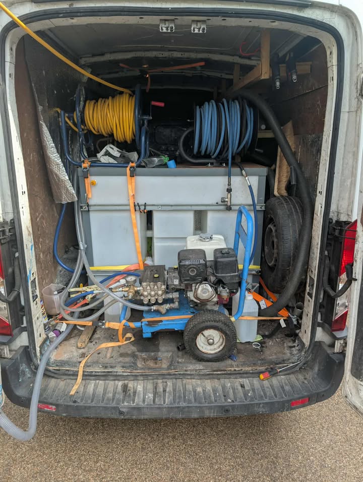 professional pressure washing machine 1